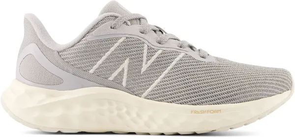 Ténis de corrida para mulher New Balance Arishi Versão 4
